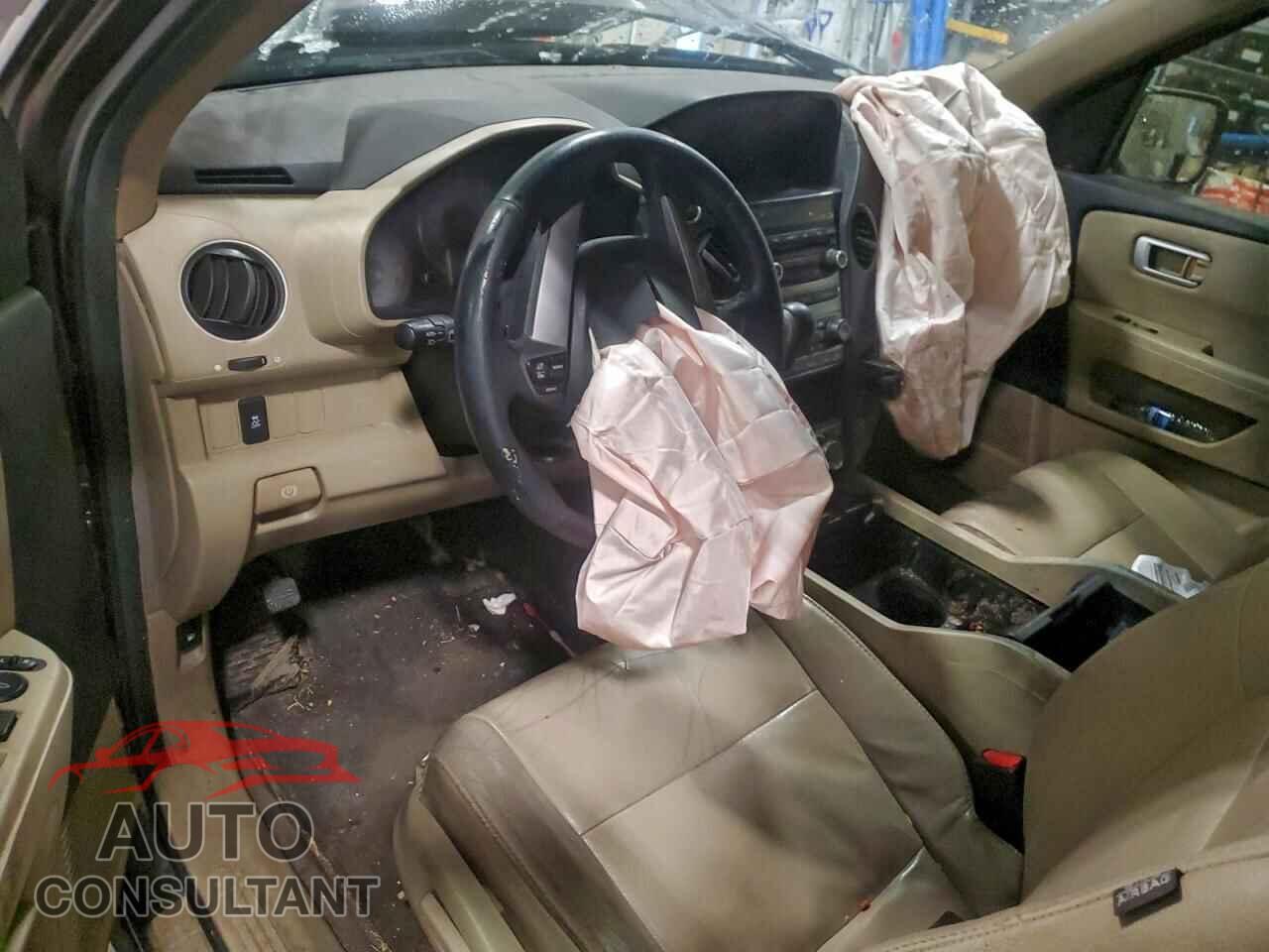 HONDA PILOT 2012 - 5FNYF3H70CB001630