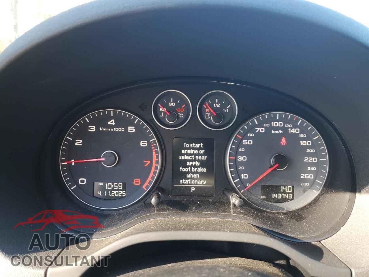 AUDI A3 2013 - WAUDFCFM1DA007595