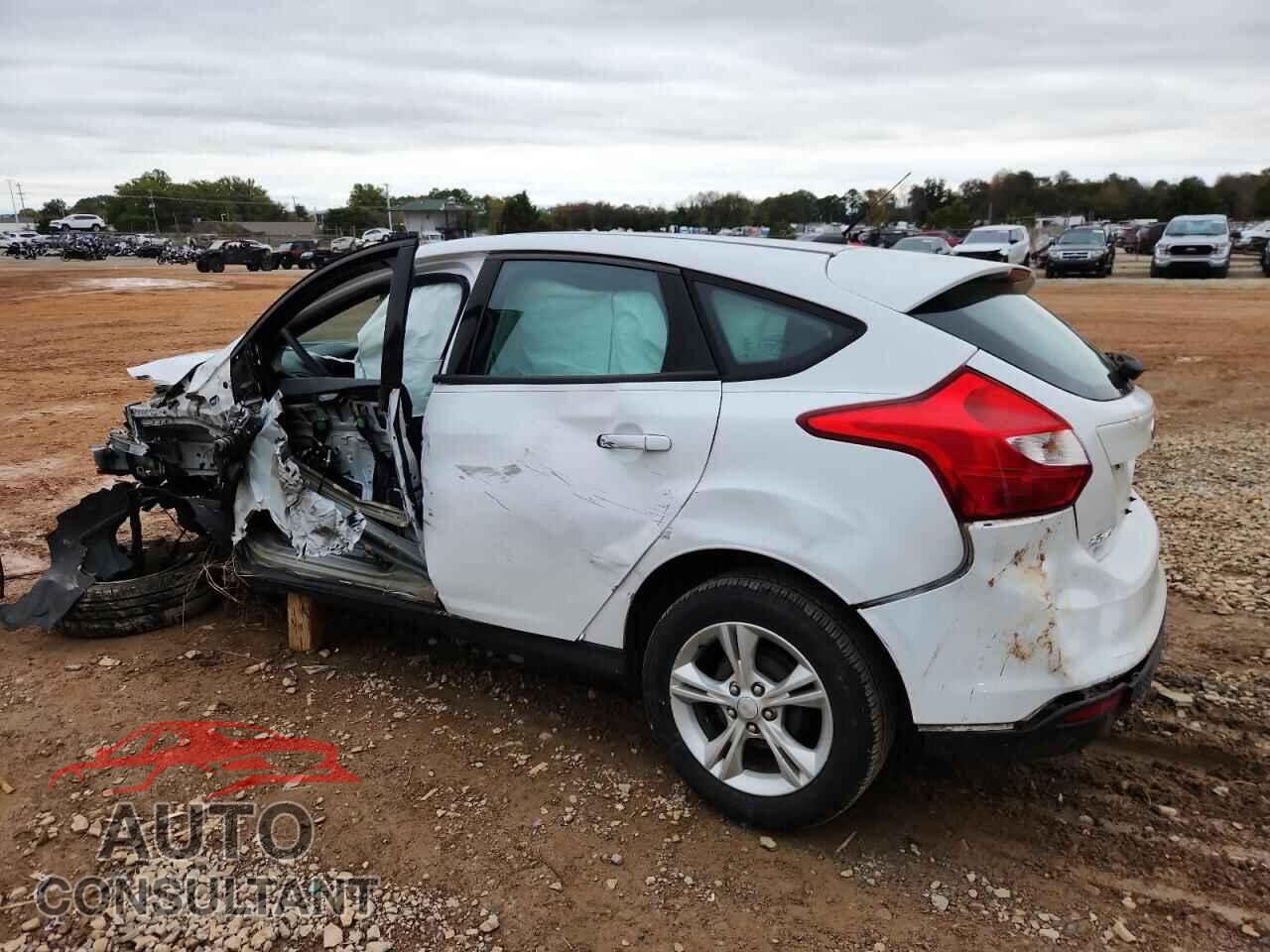 FORD FOCUS 2013 - 1FADP3K26DL186084