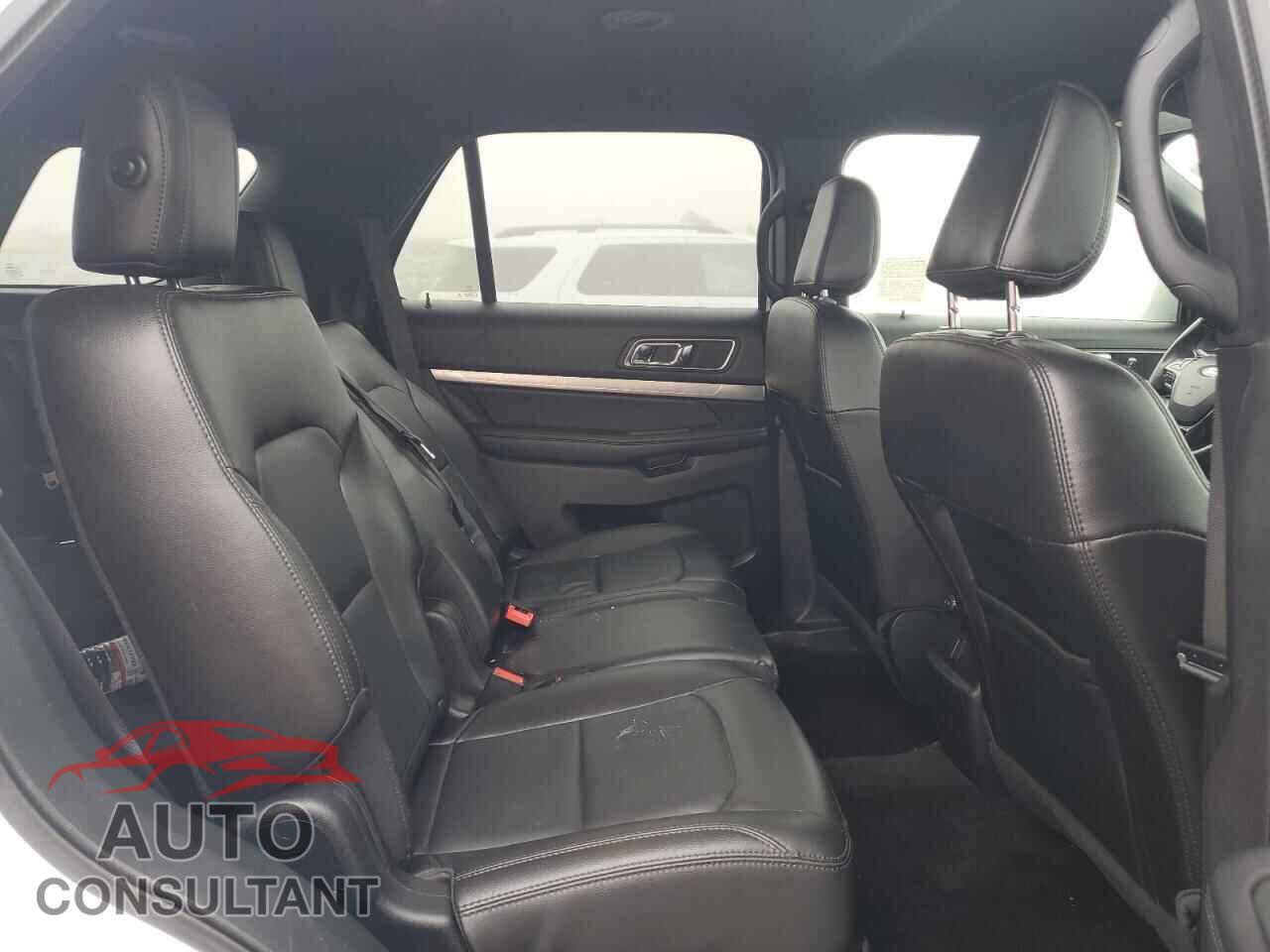 FORD EXPLORER 2018 - 1FM5K8D86JGB57180