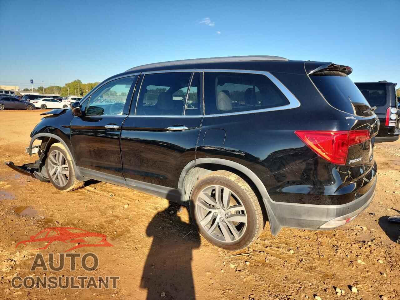 HONDA PILOT 2017 - 5FNYF6H94HB064806