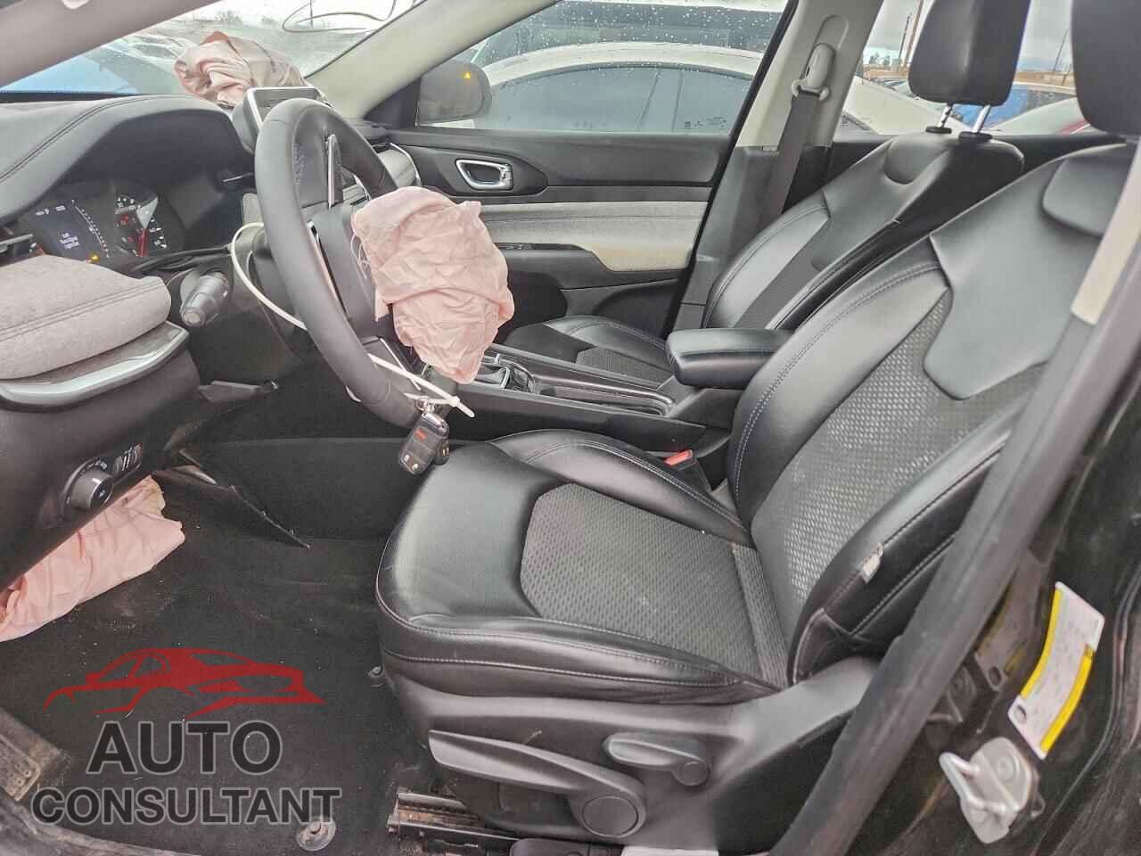 JEEP COMPASS 2022 - 3C4NJDBB2NT116660