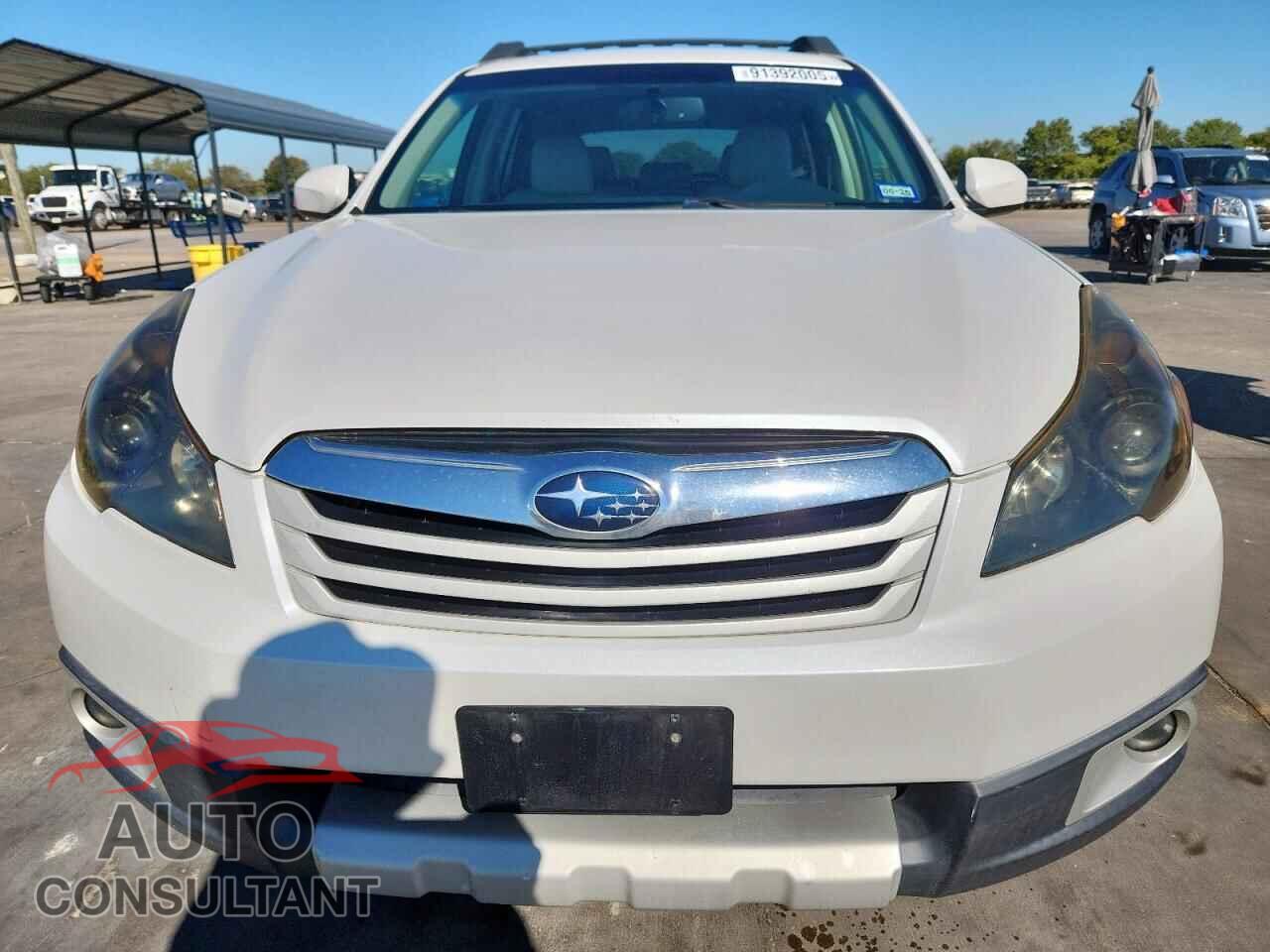 SUBARU OUTBACK 2011 - 4S4BRBLC6B3385402