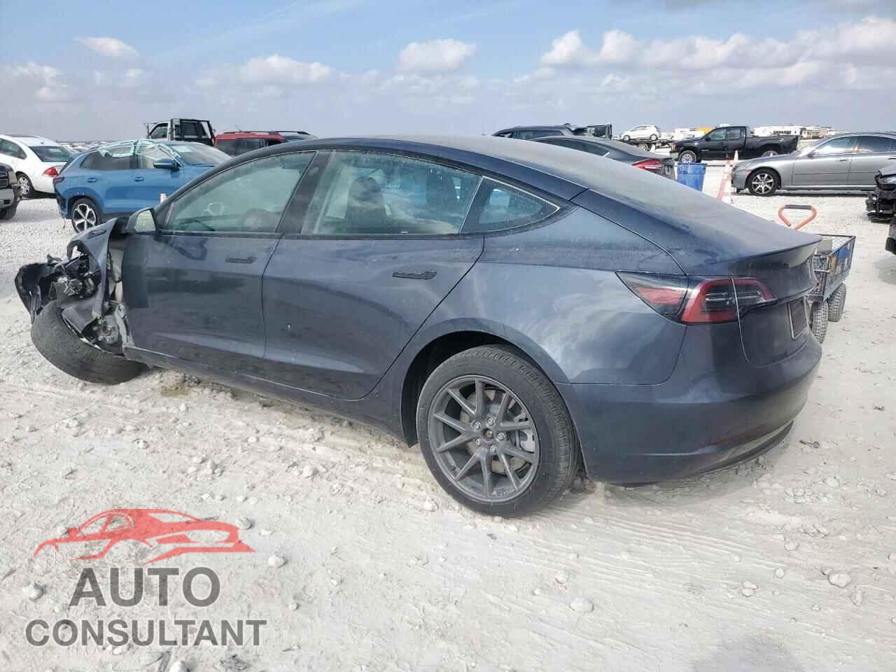 TESLA MODEL 3 2023 - 5YJ3E1EA5PF707919