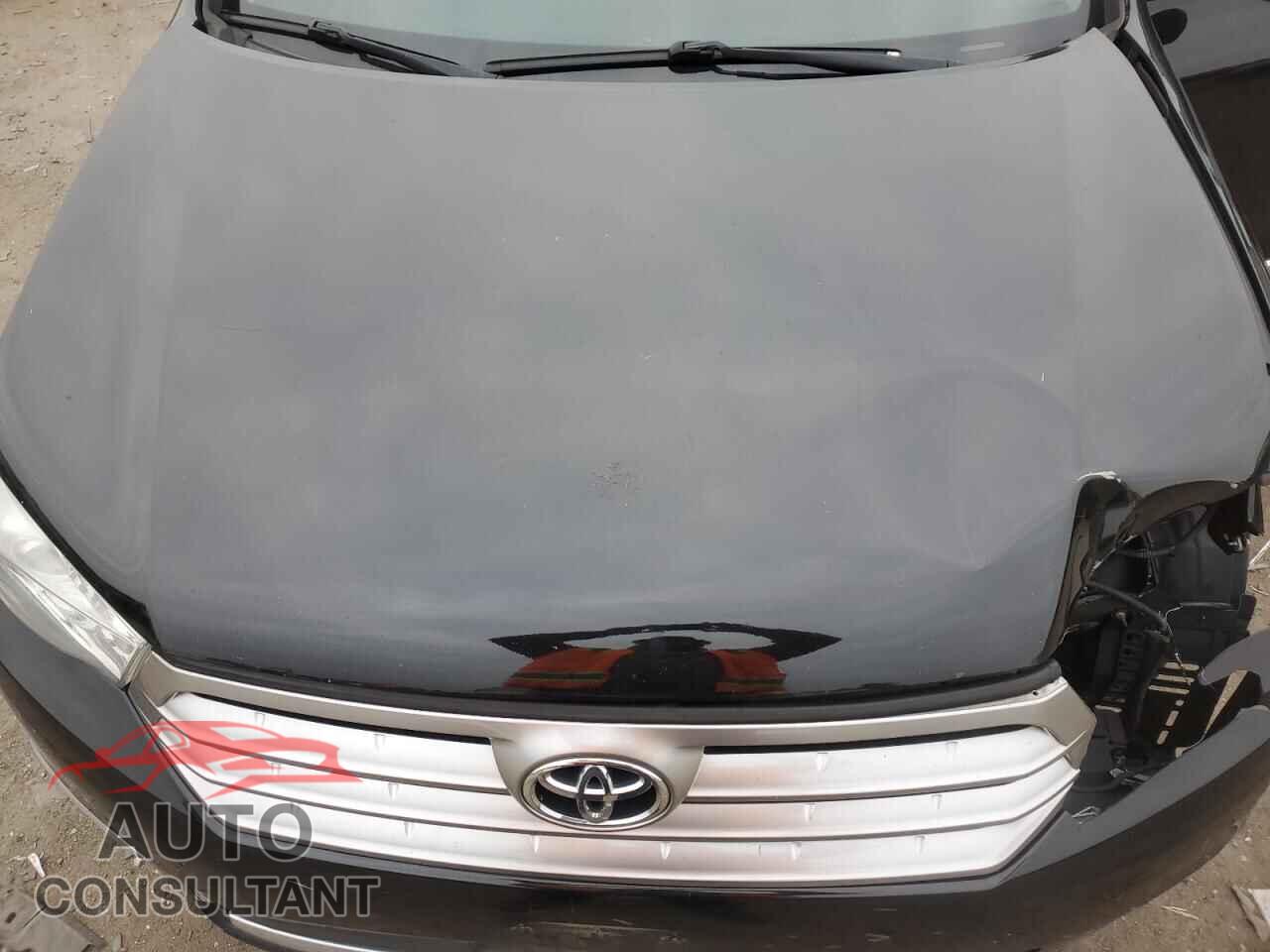 TOYOTA HIGHLANDER 2013 - 5TDBK3EH8DS183816