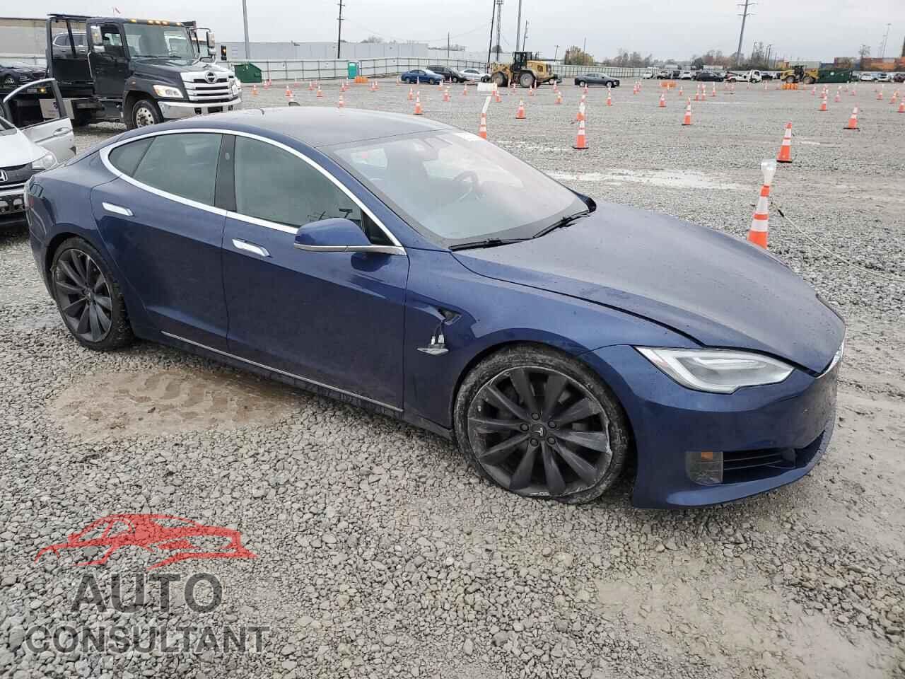 TESLA MODEL S 2017 - 5YJSA1E23HF199435