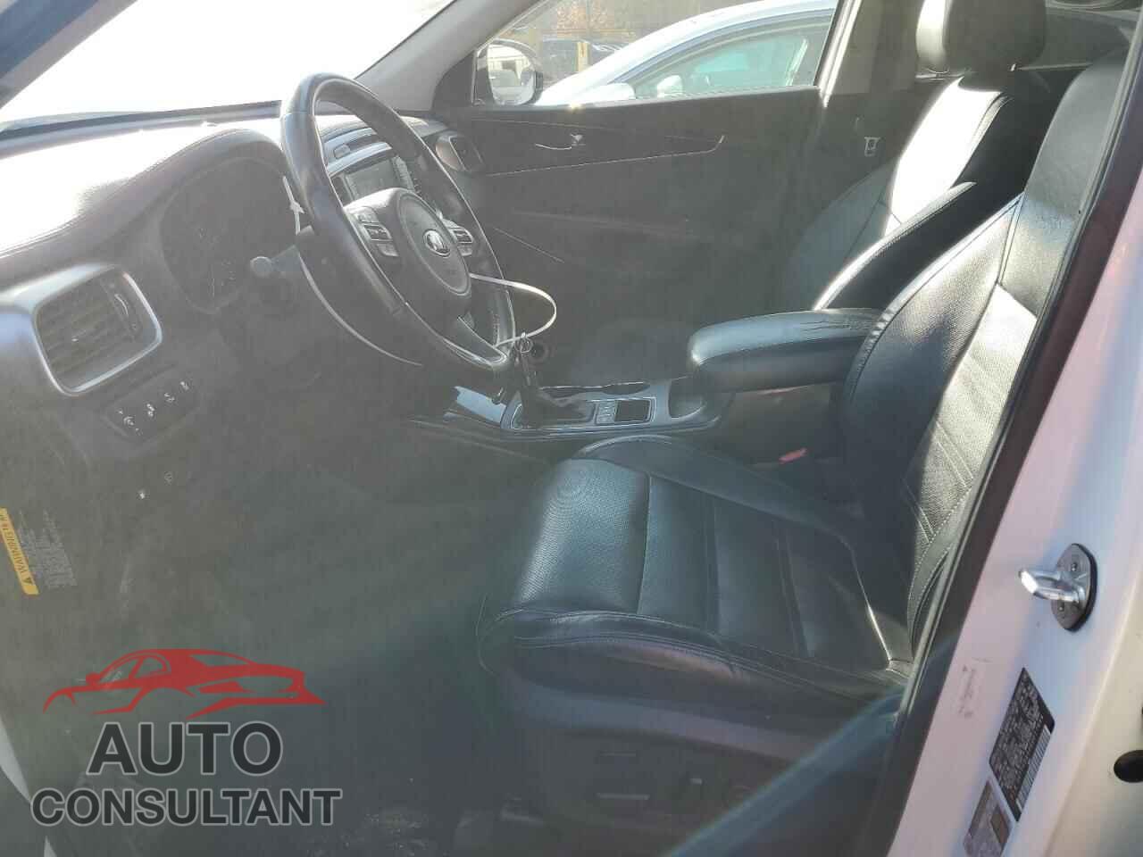 KIA SORENTO 2016 - 5XYPKDA50GG017444