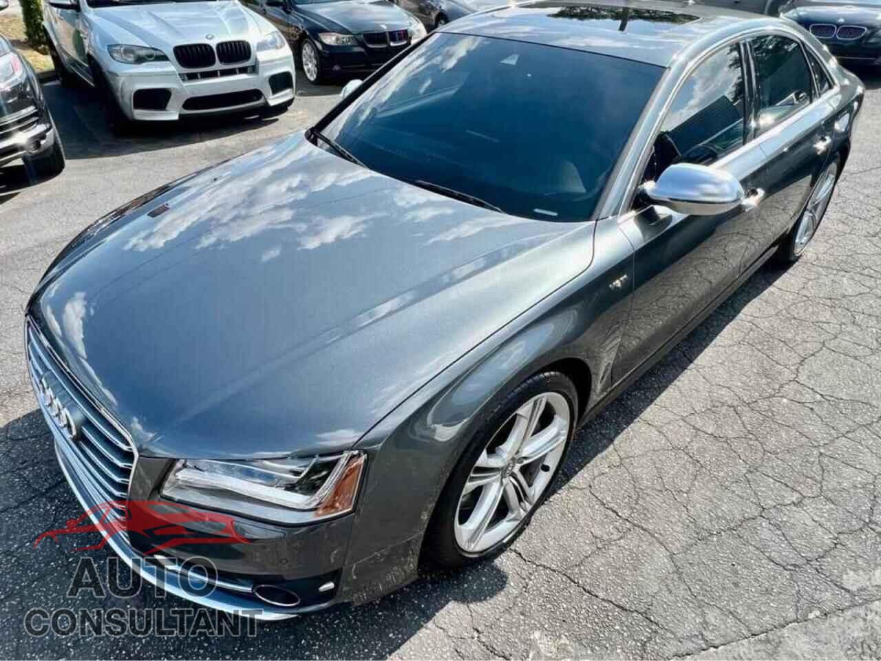 AUDI S8 2014 - WAUD2AFDXEN005306