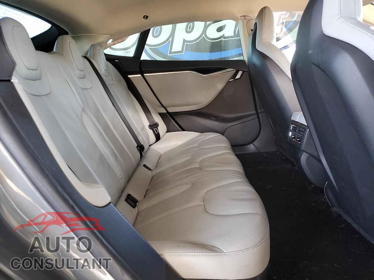 TESLA MODEL S 2013 - 5YJSA1CG5DFP08417