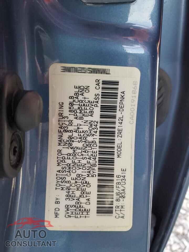 TOYOTA COROLLA 2013 - 5YFBU4EE1DP174342
