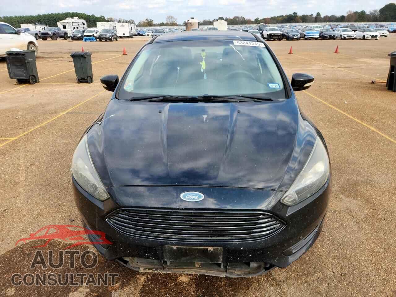 FORD FOCUS 2017 - 1FADP3FE5HL276739
