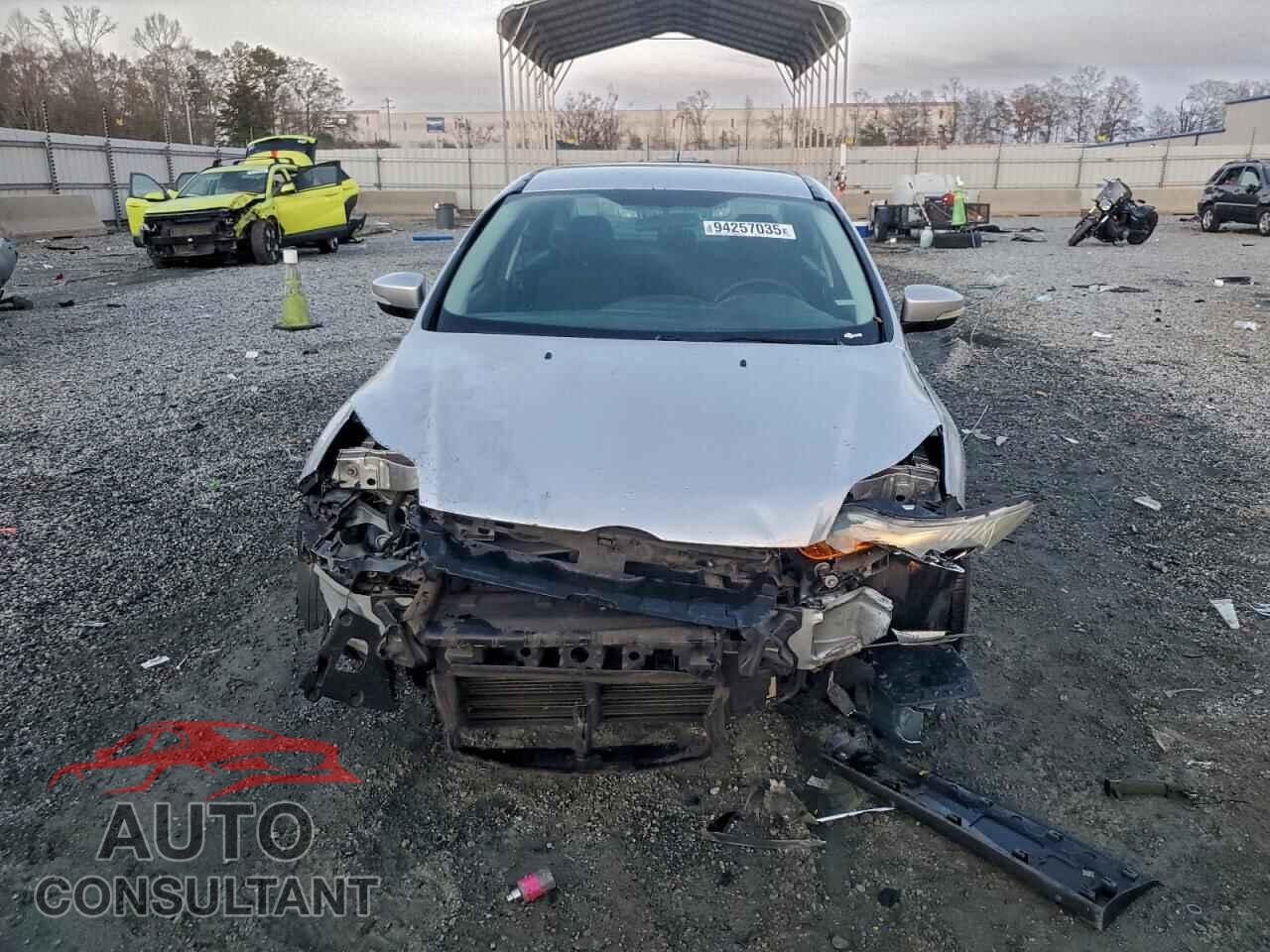 FORD FOCUS 2012 - 1FAHP3H21CL457799