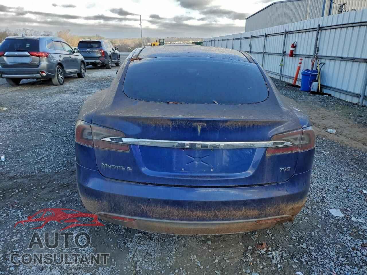 TESLA MODEL S 2015 - 5YJSA1E21FF114881