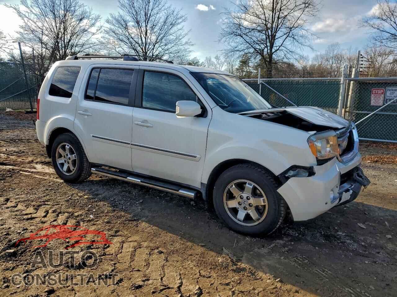 HONDA PILOT 2011 - 5FNYF4H93BB054778