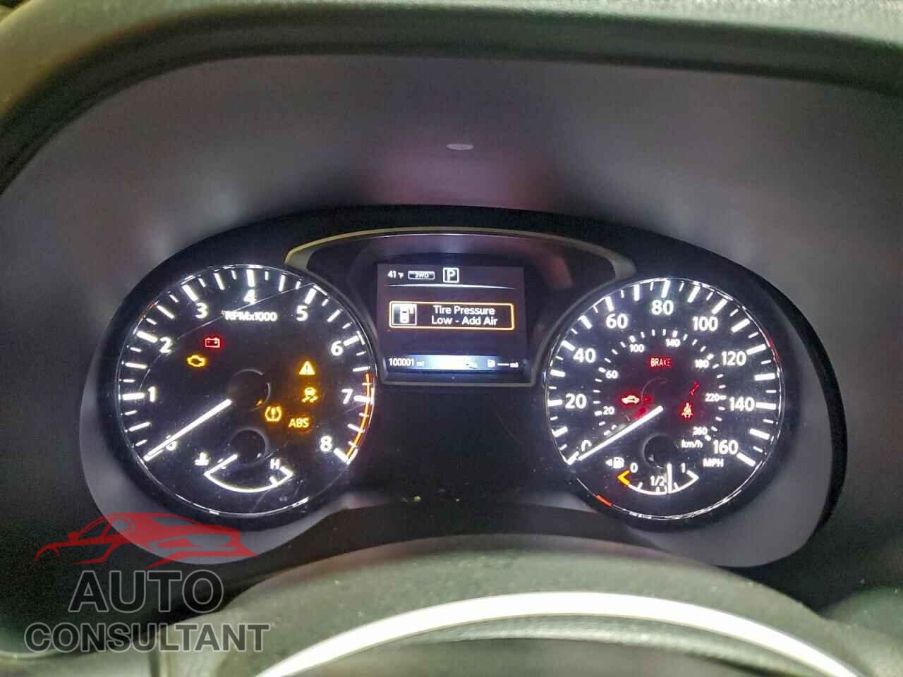 NISSAN PATHFINDER 2019 - 5N1DR2MM6KC603595