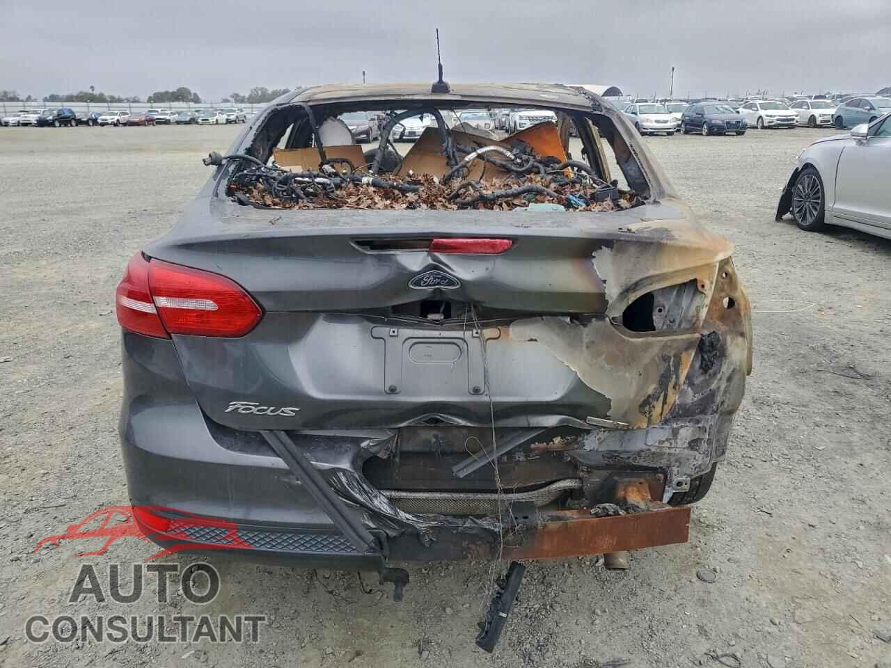 FORD FOCUS 2017 - 1FADP3FE9HL236101