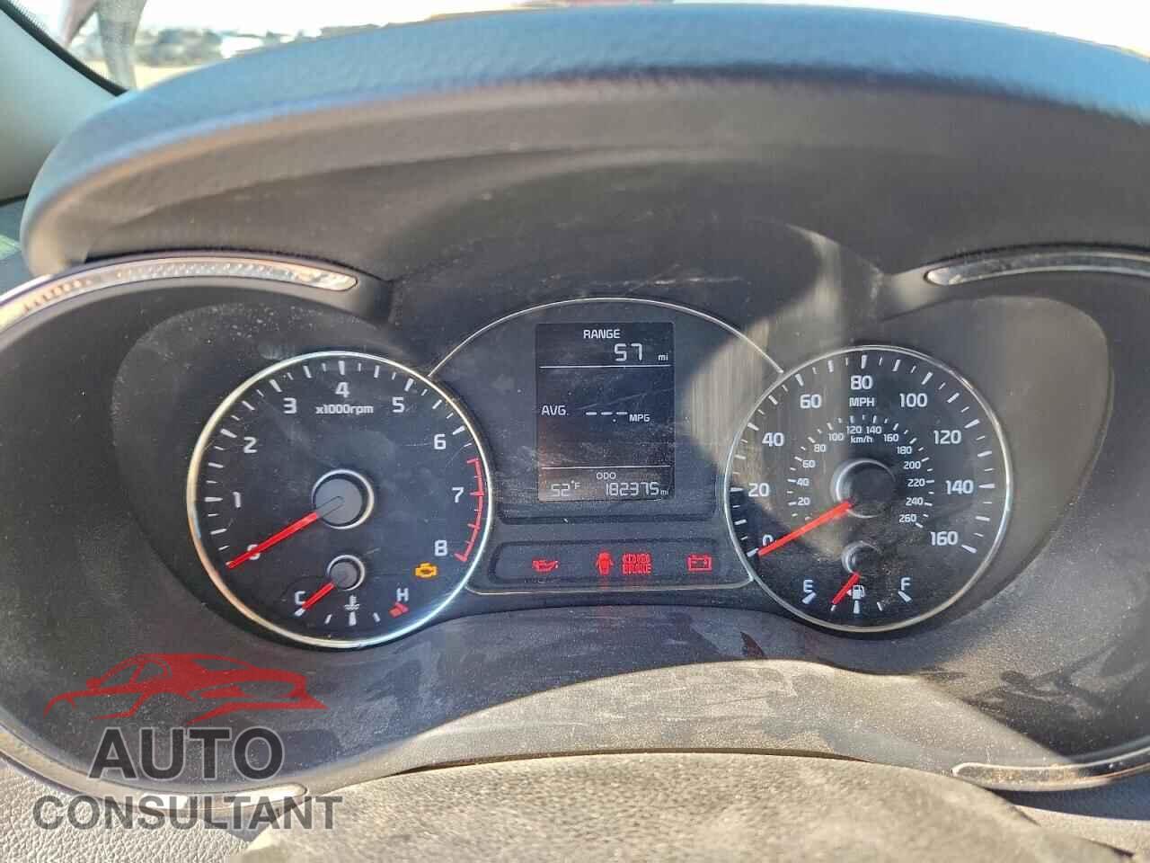 KIA FORTE 2017 - 3KPFK4A76HE031876