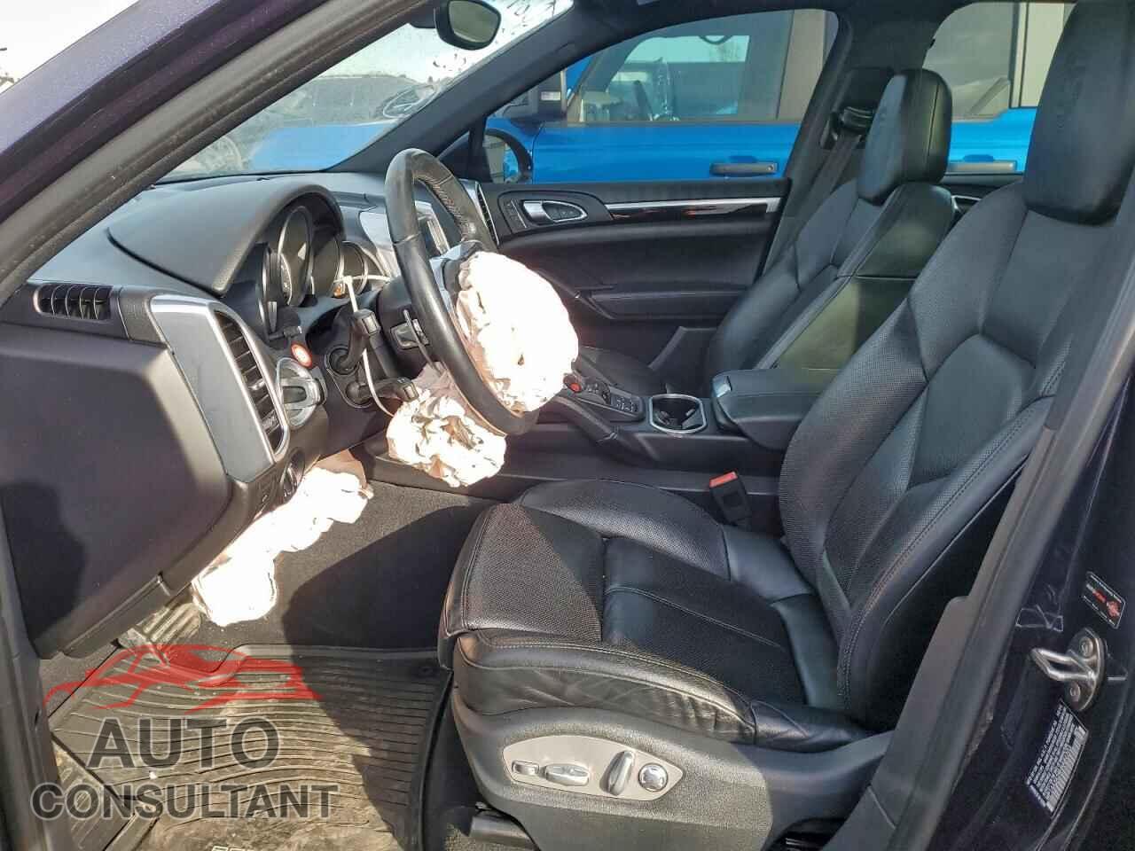 PORSCHE CAYENNE 2017 - WP1AA2A29HKA84203