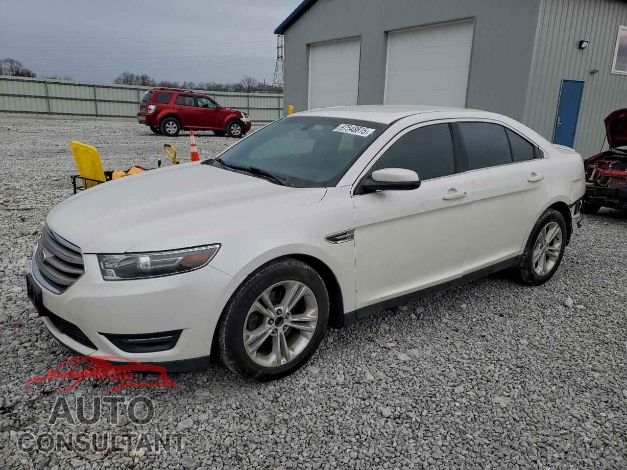 FORD TAURUS 2015 - 1FAHP2E80FG159017