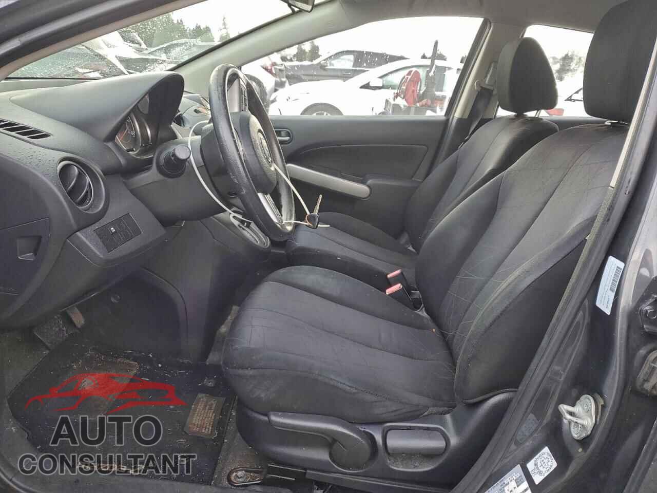 MAZDA 2 2013 - JM1DE1KY2D0162567