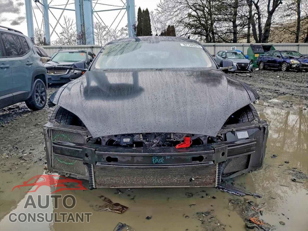 TESLA MODEL S 2014 - 5YJSA1H17EFP52490