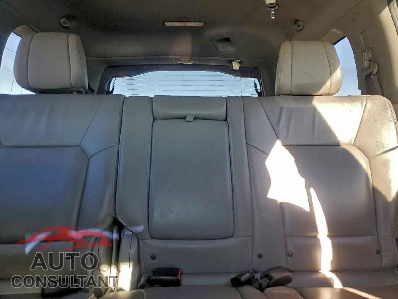 HONDA PILOT 2013 - 5FNYF4H52DB083592