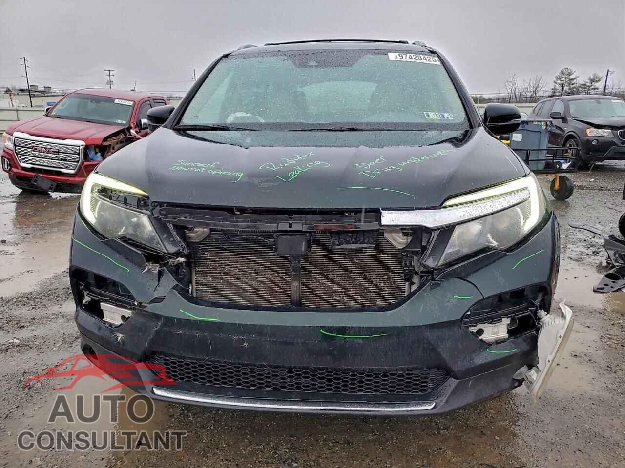 HONDA PILOT 2016 - 5FNYF6H96GB009319