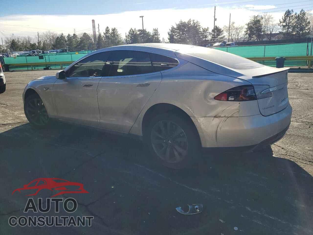 TESLA MODEL S 2013 - 5YJSA1CP6DFP23587
