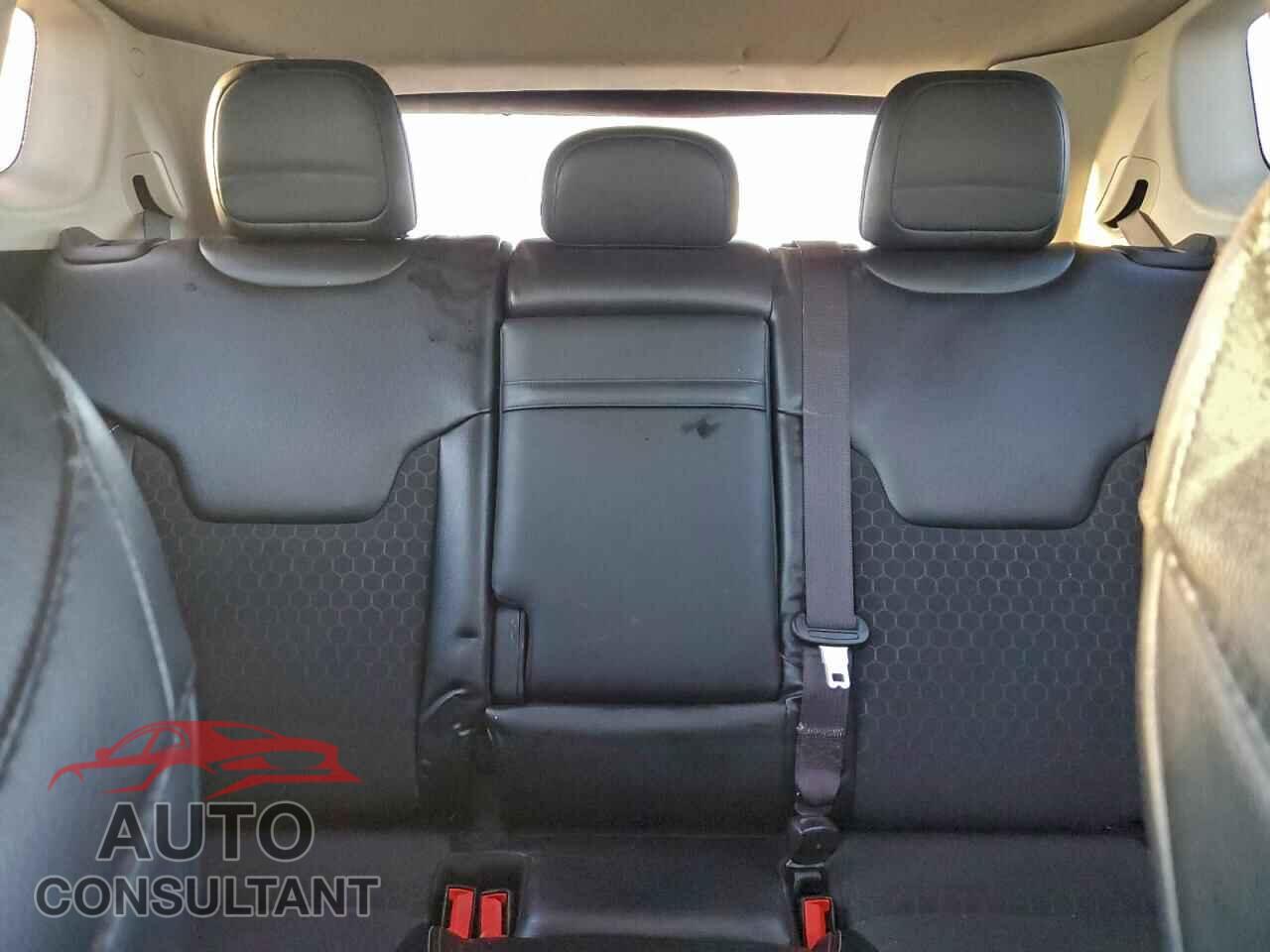 JEEP COMPASS 2020 - 3C4NJDBB7LT135329