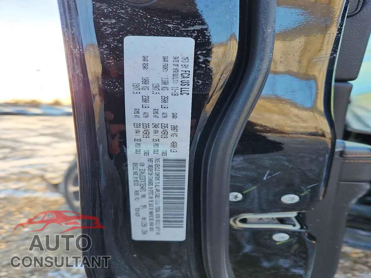 JEEP COMPASS 2019 - 3C4NJDCB7KT654071