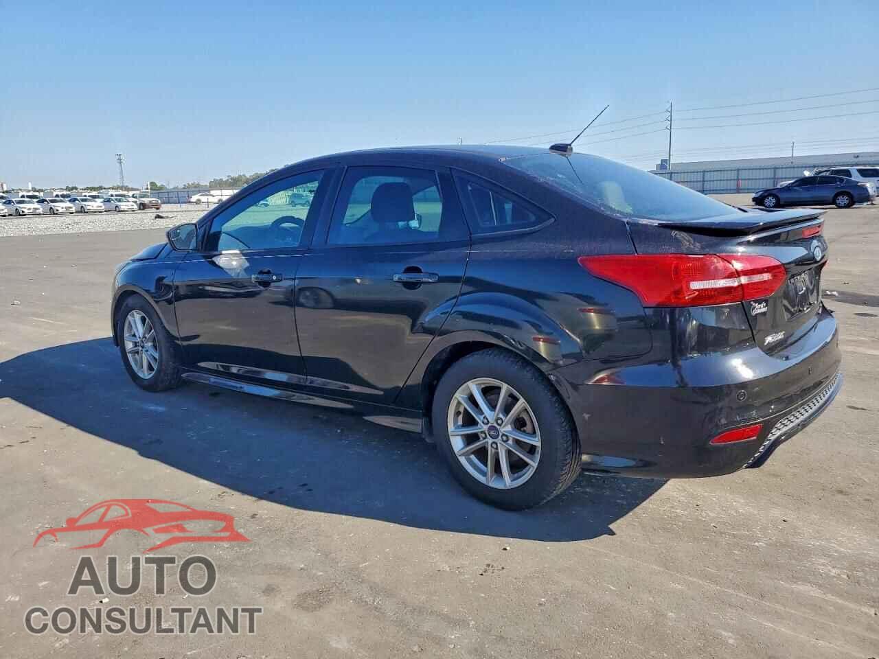 FORD FOCUS 2015 - 1FADP3F23FL280551