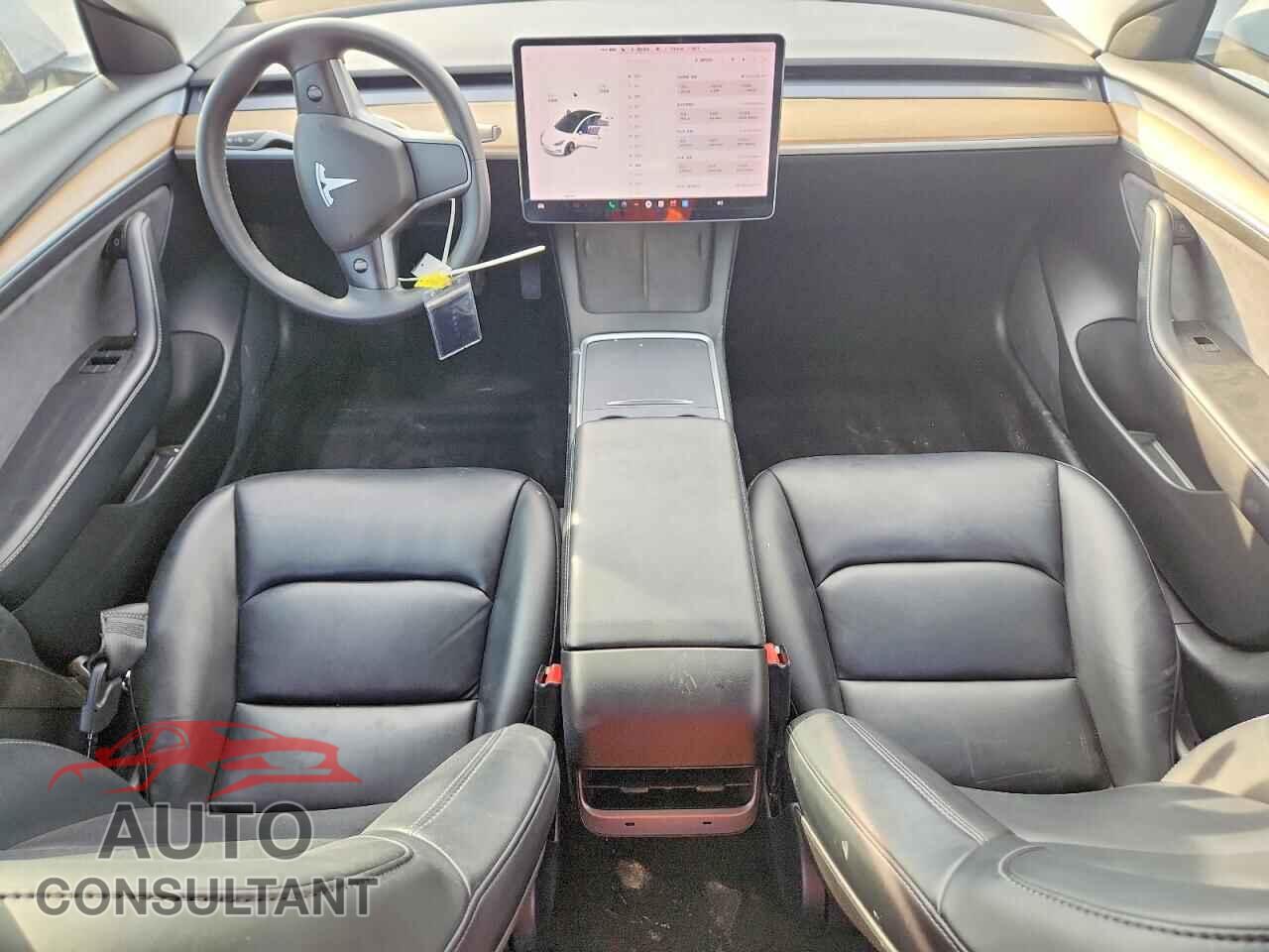TESLA MODEL 3 2021 - 5YJ3E1EA9MF085594