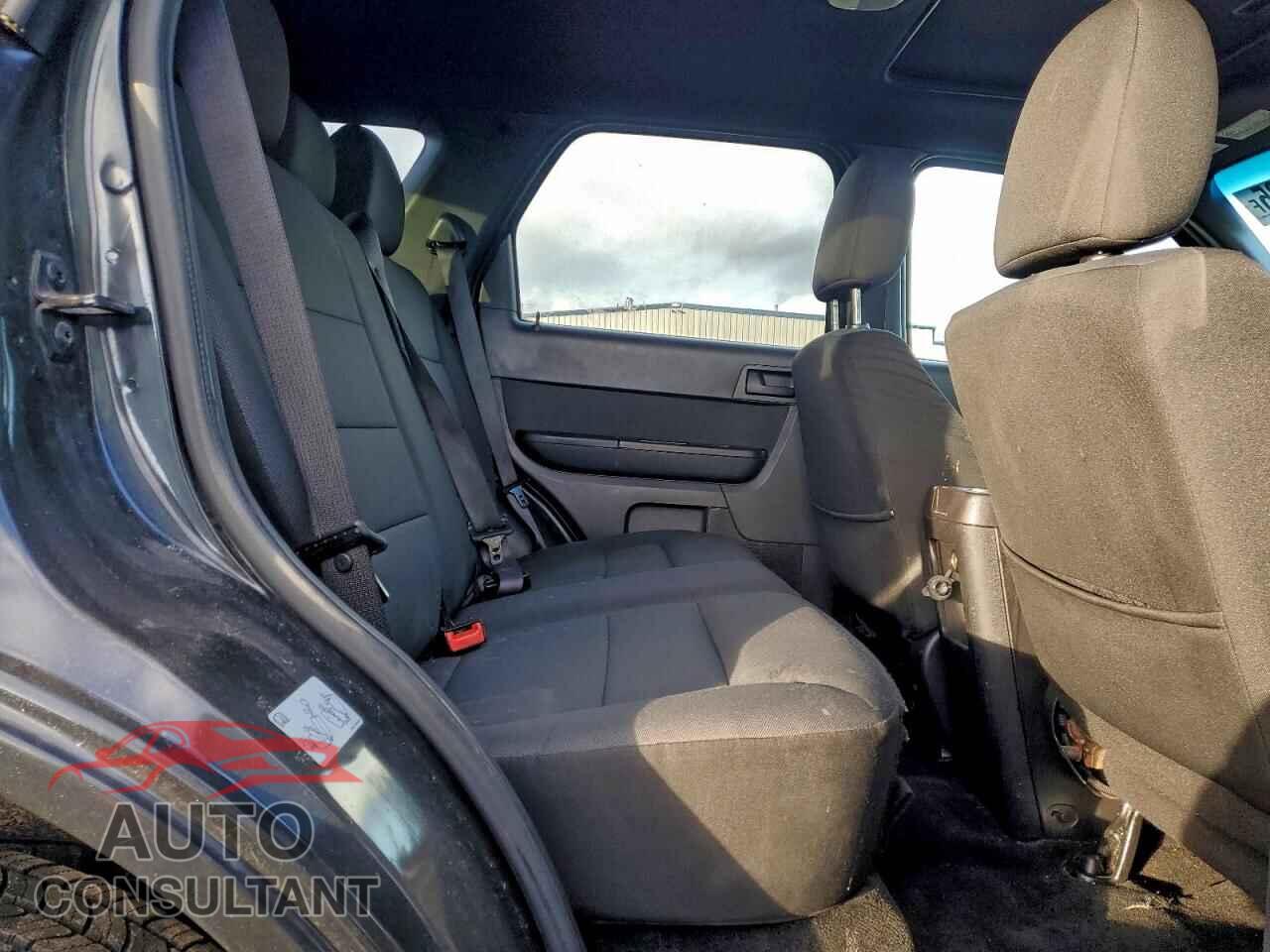 FORD ESCAPE 2011 - 1FMCU0D77BKB88155