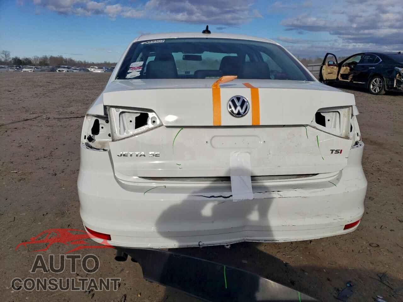 VOLKSWAGEN JETTA 2017 - 3VWDB7AJ3HM383594