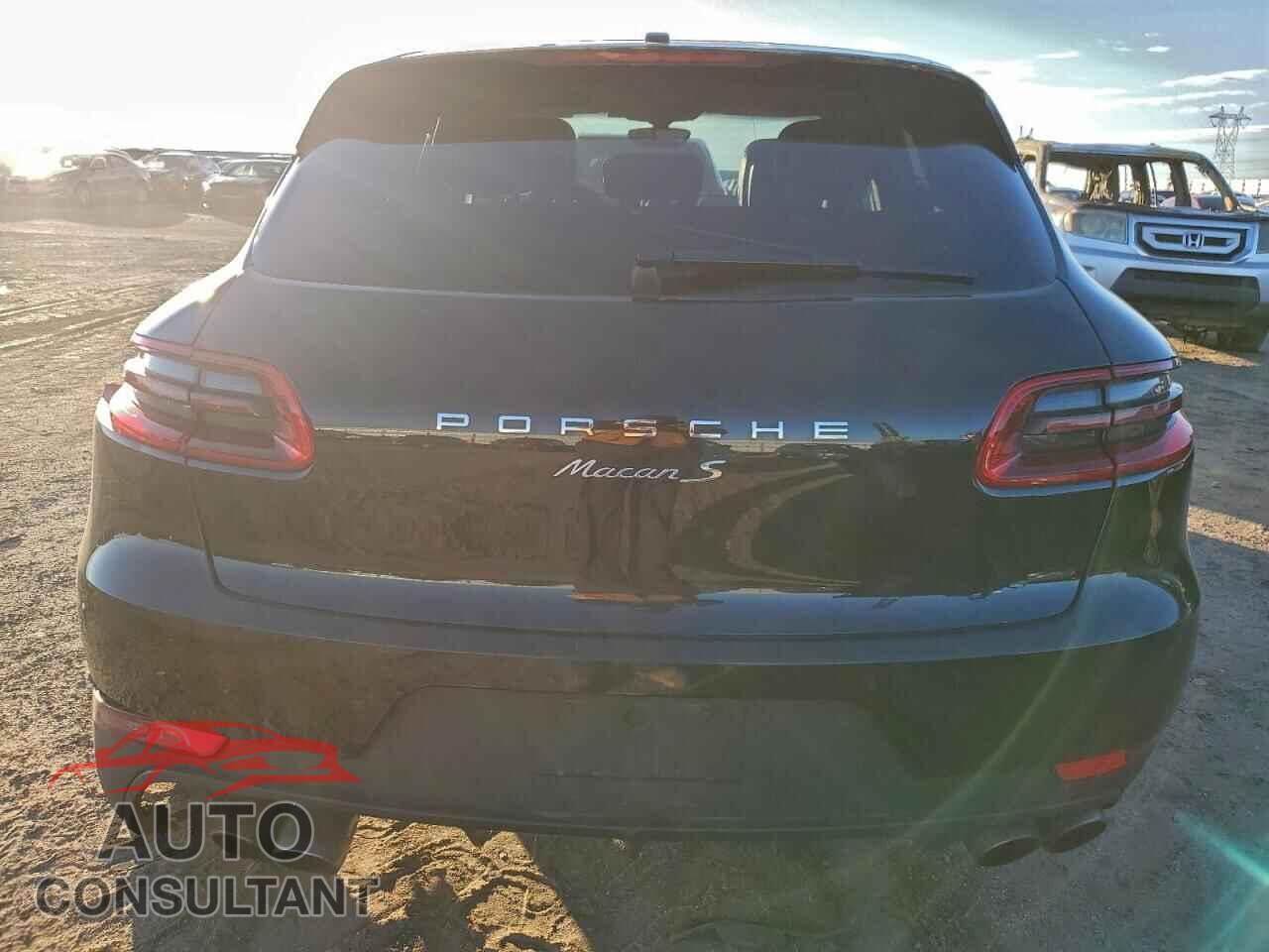 PORSCHE MACAN 2015 - WP1AB2A55FLB42046