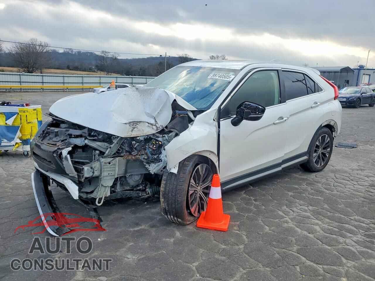MITSUBISHI ECLIPSE 2018 - JA4AT5AA9JZ069339