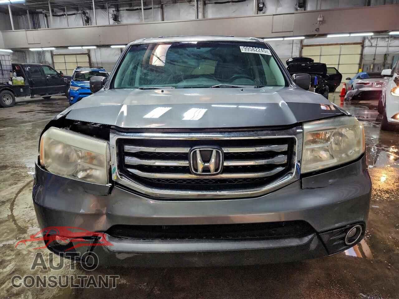 HONDA PILOT 2012 - 5FNYF4H50CB081239