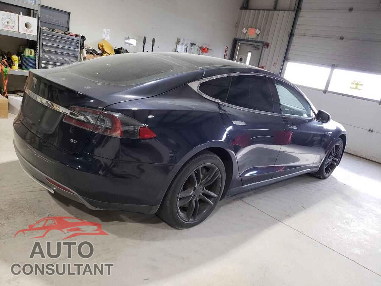 TESLA MODEL S 2014 - 5YJSA1S16EFP30313