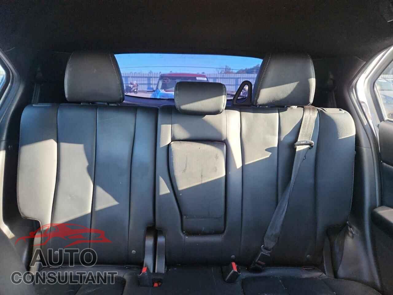 MITSUBISHI ECLIPSE 2024 - JA4ATWAA7RZ004720