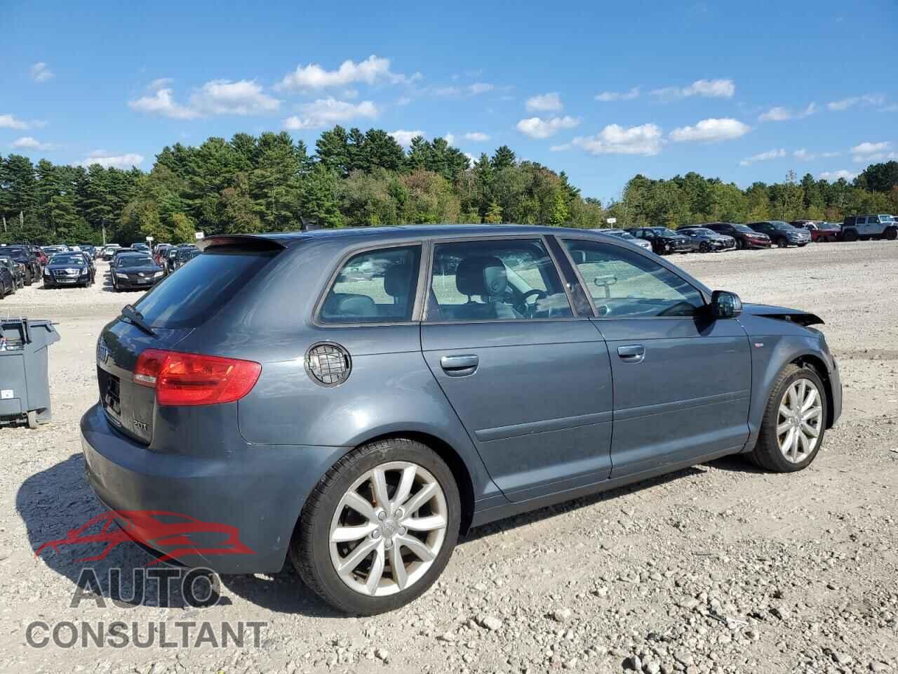 AUDI A3 2011 - WAUBEAFM9BA032885