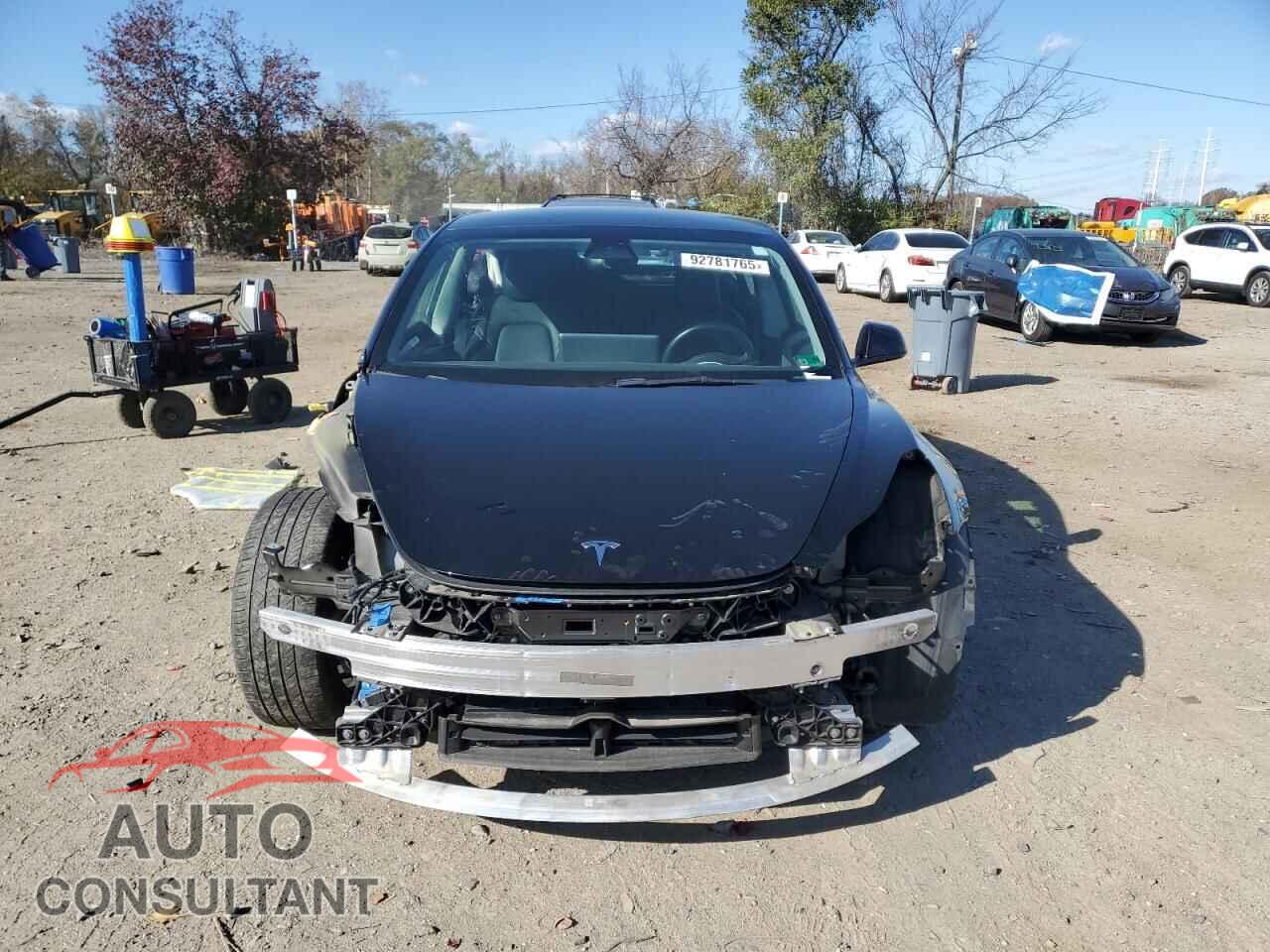 TESLA MODEL 3 2023 - 5YJ3E1EA5PF455458
