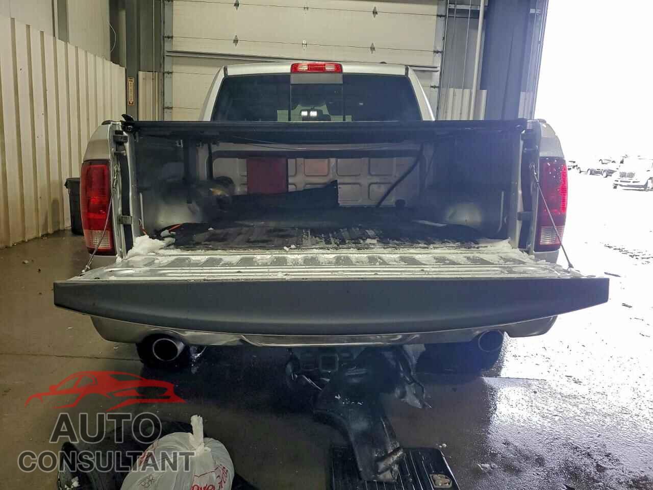 DODGE RAM 1500 2012 - 1C6RD7LTXCS305077