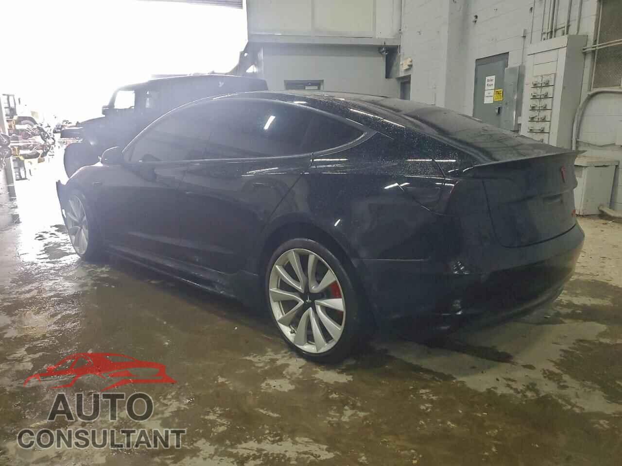 TESLA MODEL 3 2018 - 5YJ3E1EB5JF171036