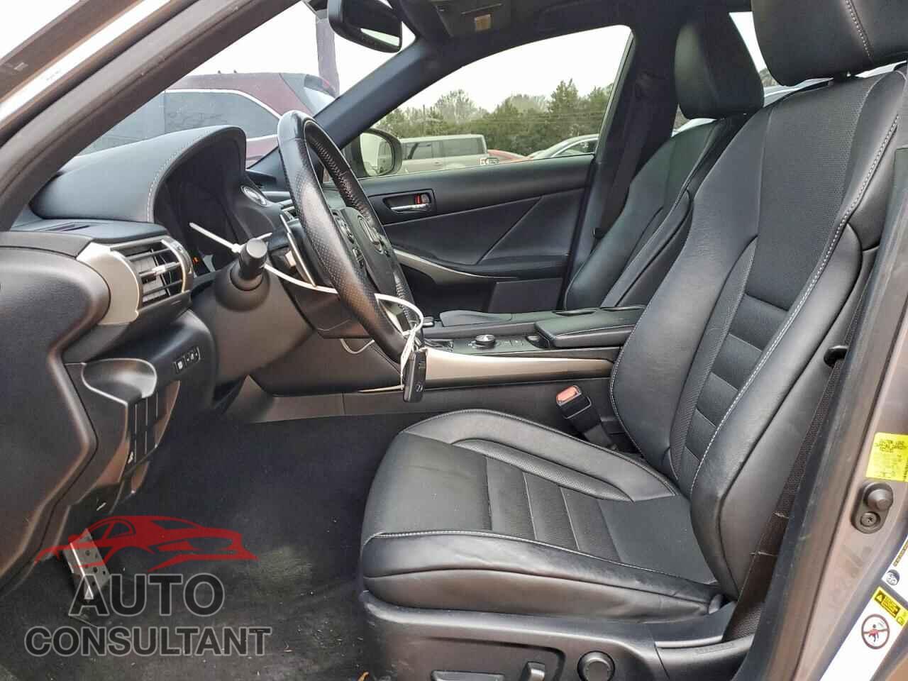 LEXUS IS 2015 - JTHCF1D26F5019675