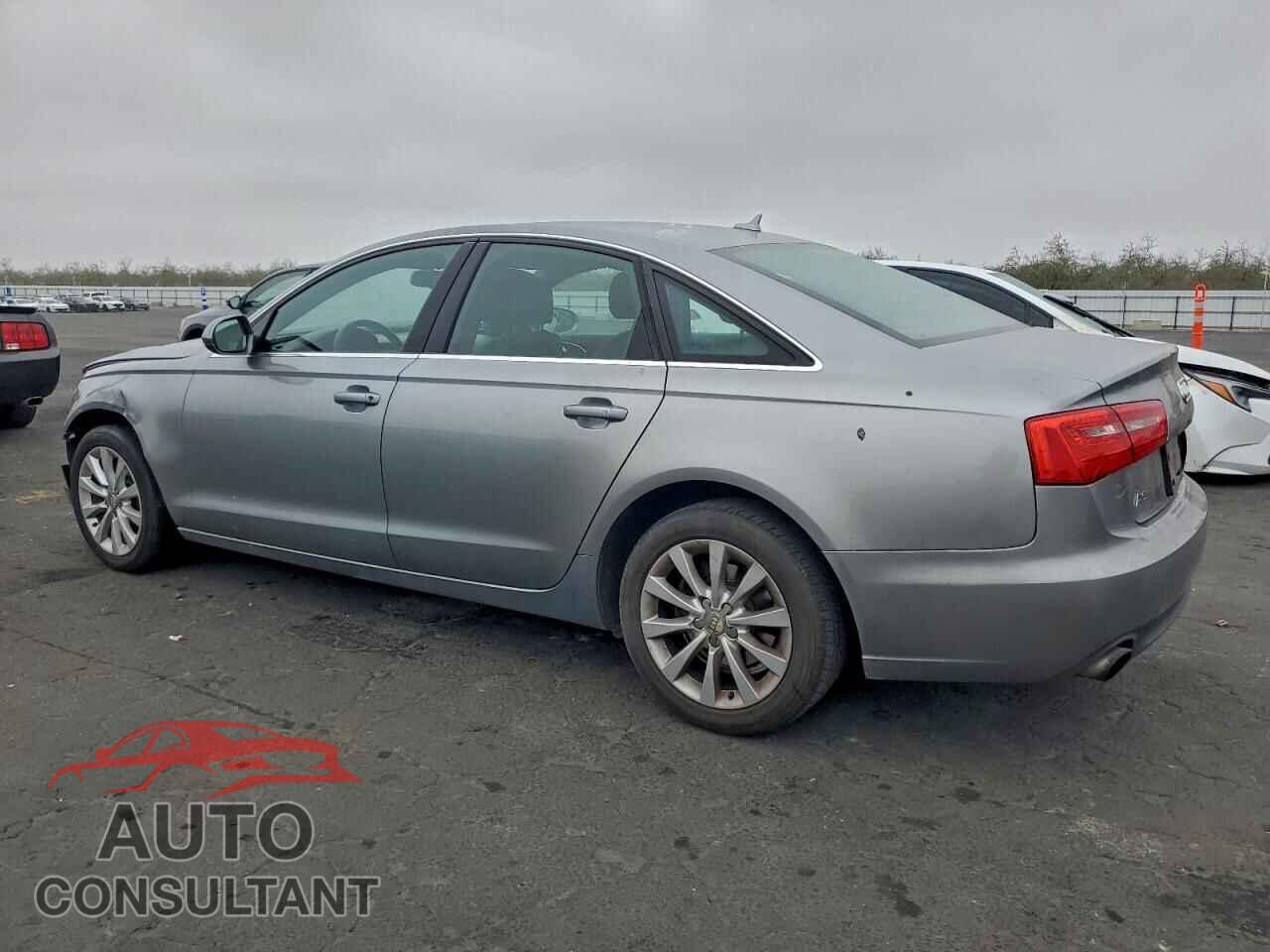 AUDI A6 2013 - WAUFFAFC7DN044258