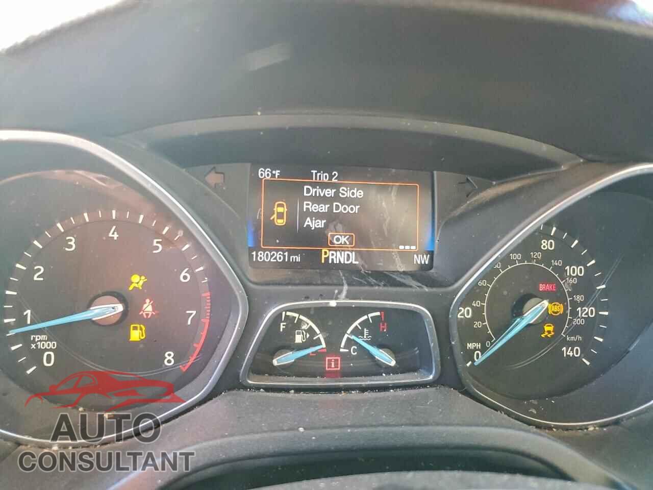 FORD FOCUS 2017 - 1FADP3F28HL215004