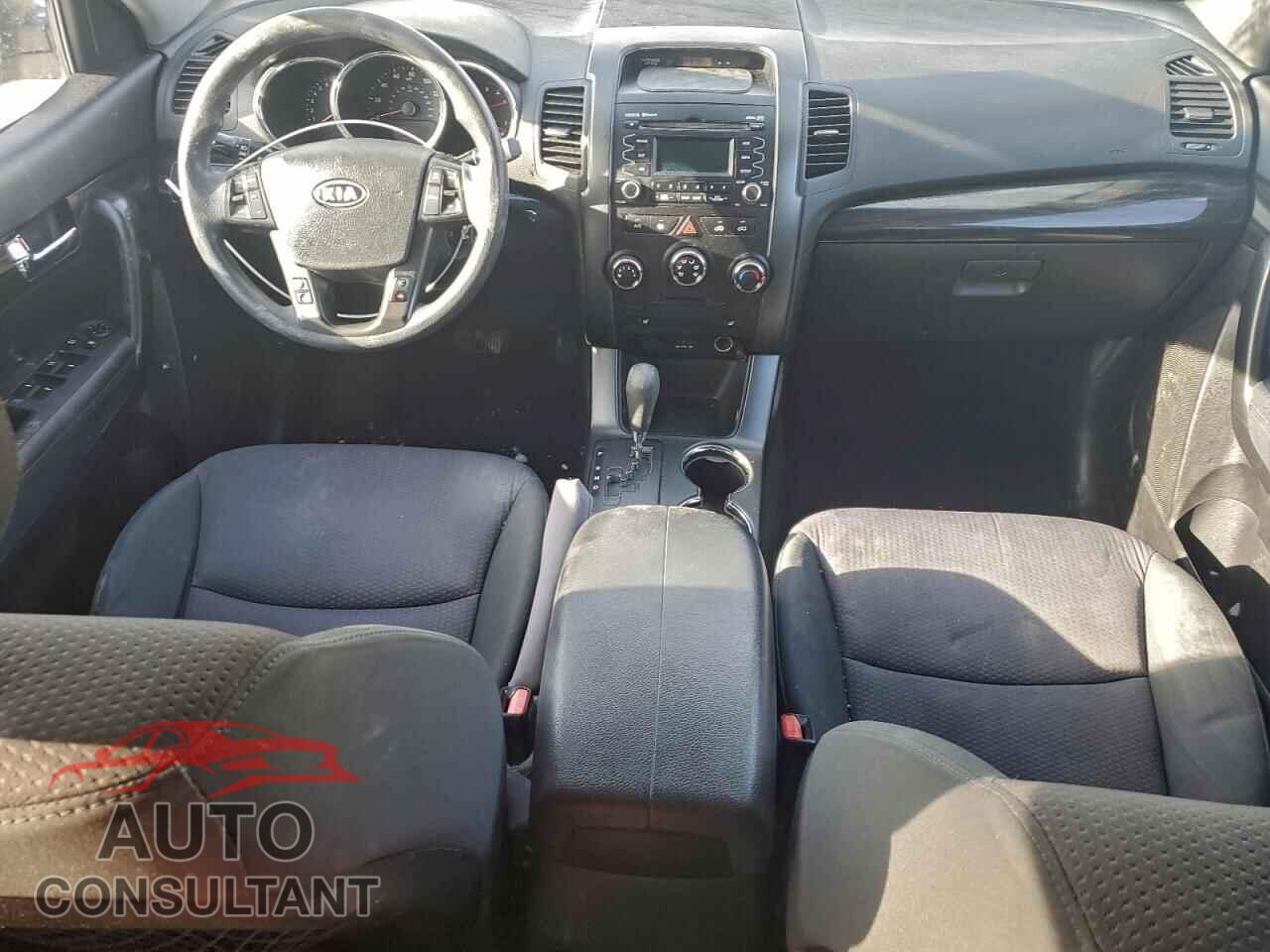 KIA SORENTO 2011 - 5XYKTDA14BG157025