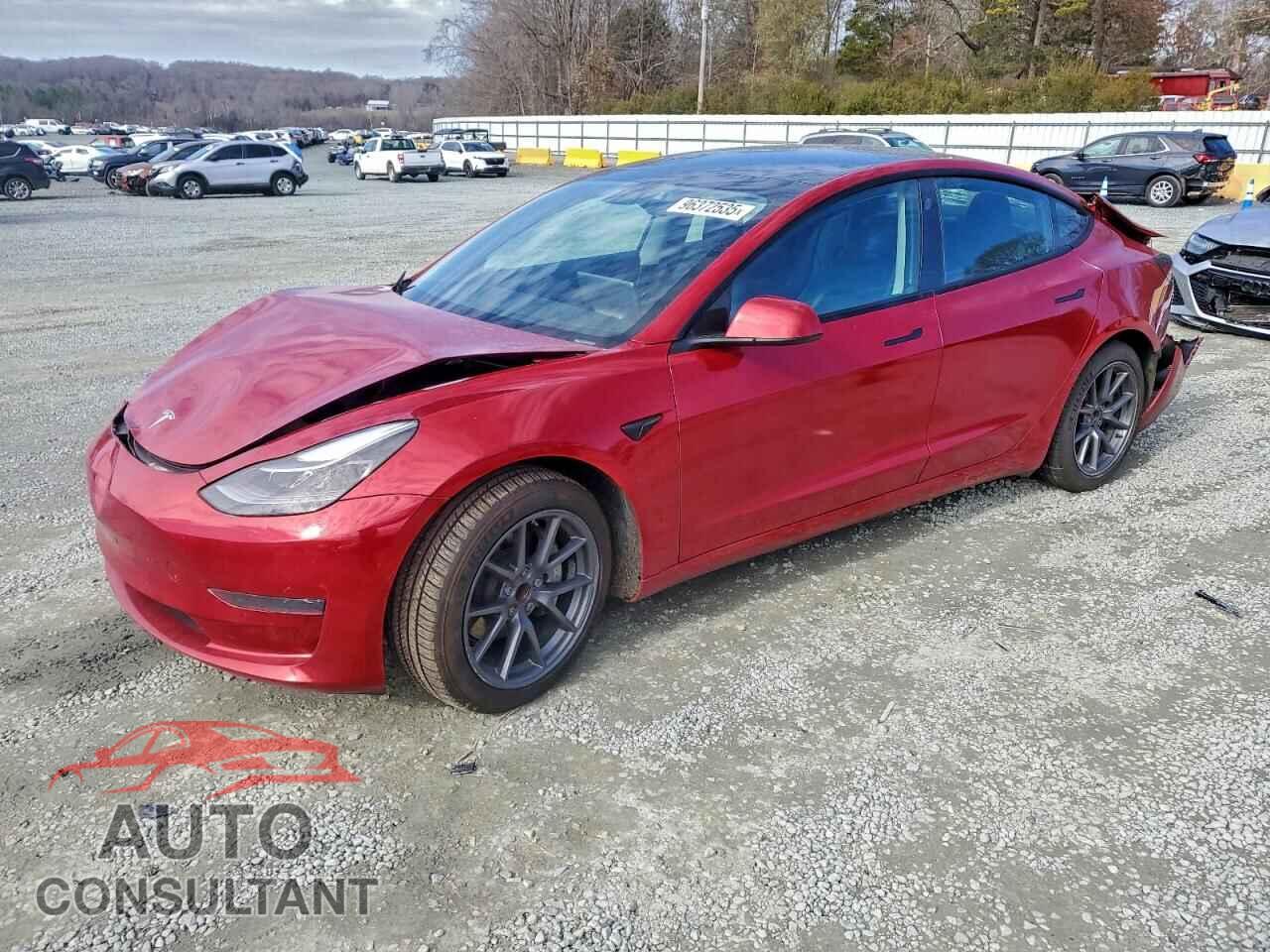 TESLA MODEL 3 2021 - 5YJ3E1EA4MF923322