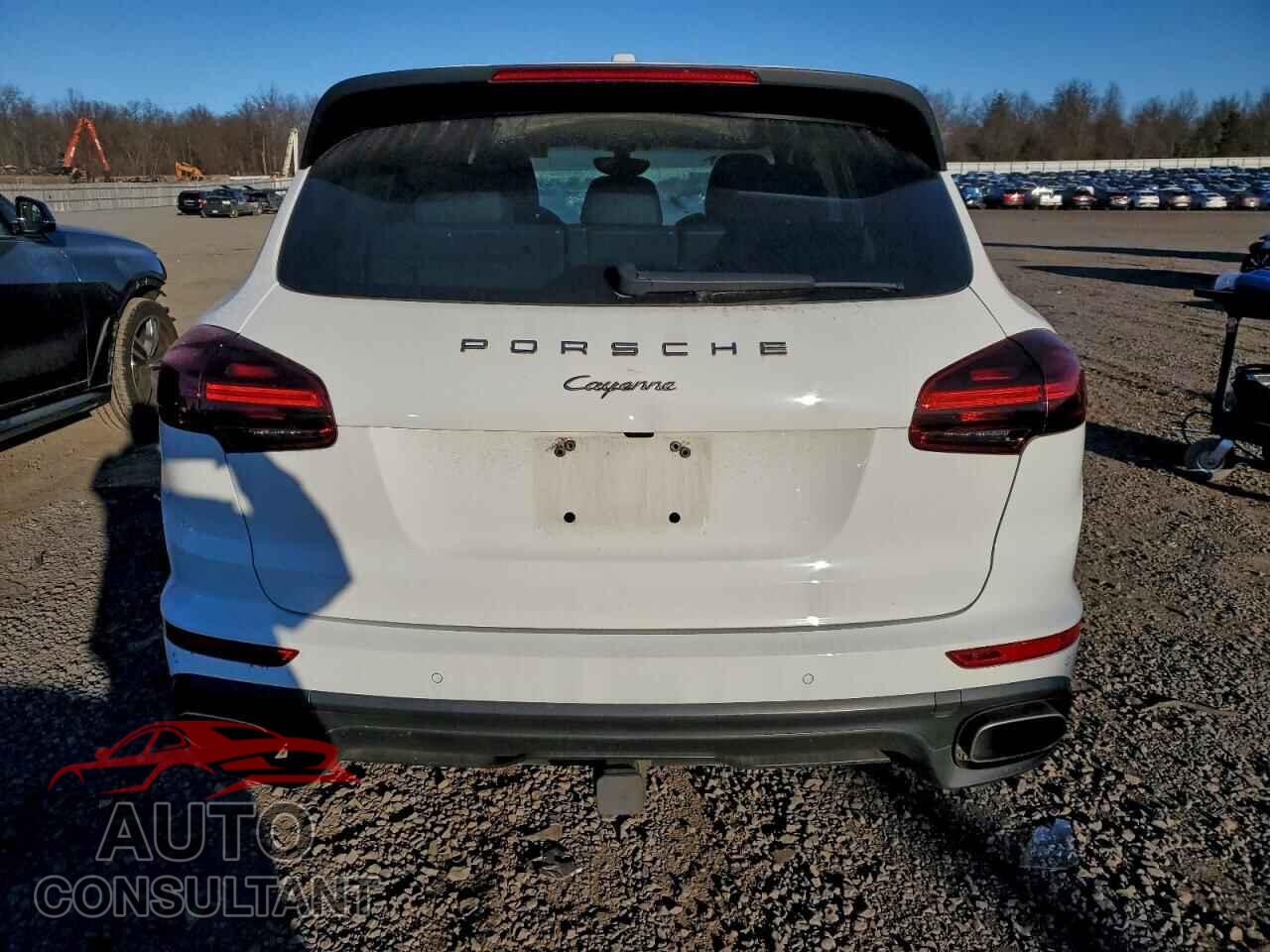 PORSCHE CAYENNE 2017 - WP1AA2A27HKA84538