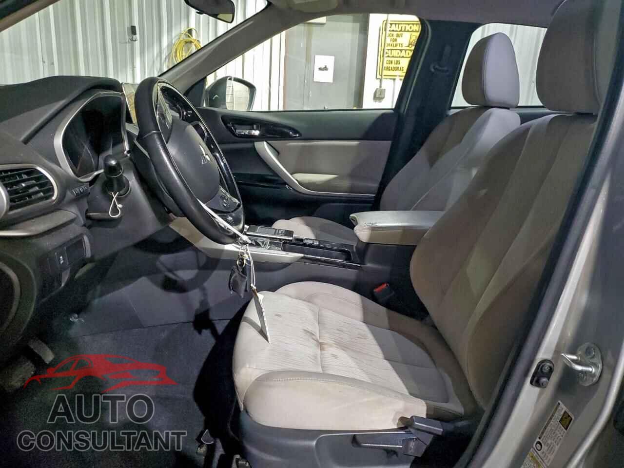 MITSUBISHI ECLIPSE 2018 - JA4AT5AA2JZ046405